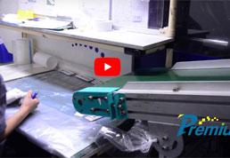 Sistema automatico per stampaggio ad iniezione di plastica
